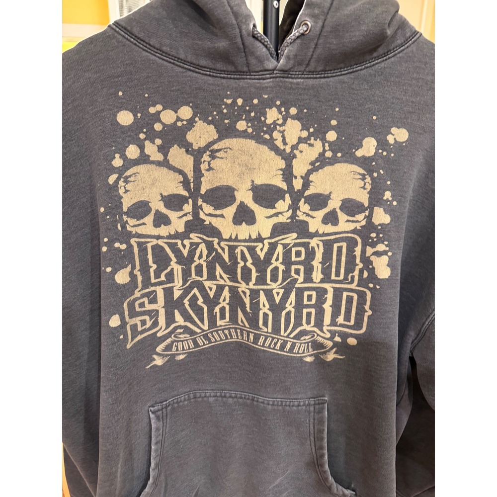 Y2K Lynyrd Skynyrd Hoodie XL Charcoal Grey Southern Rock Skulls Graphic Pullover